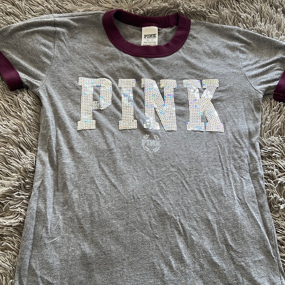 Pink tshirt